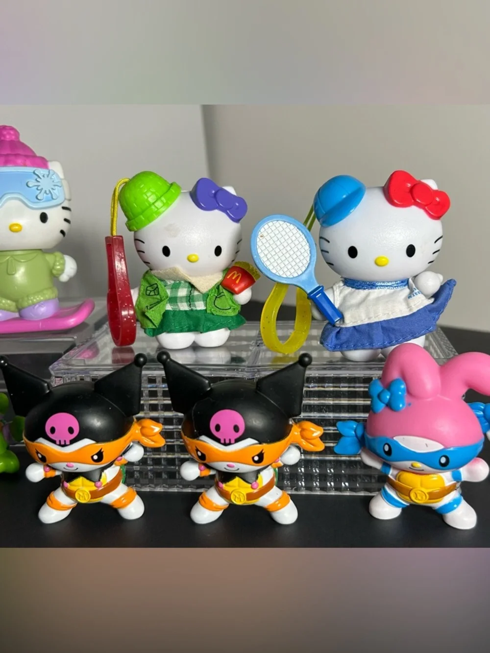 Hello Kitty Figurines - Picture 3 of 6